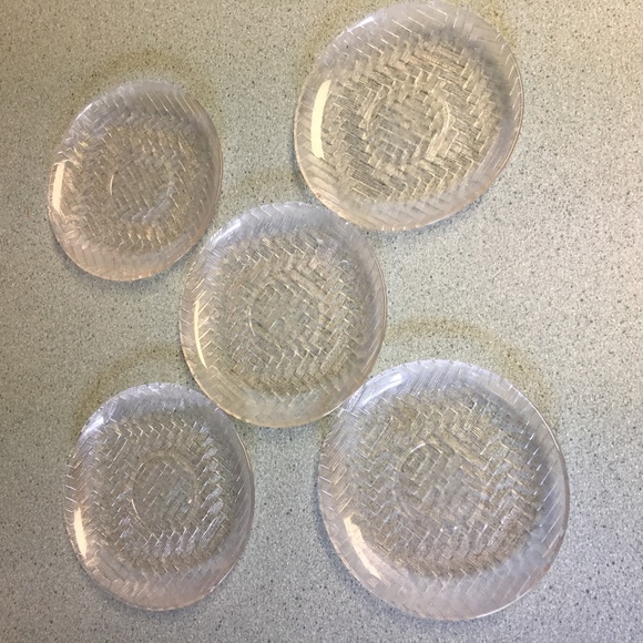 VINTAGE CLEAR GLASS ETCHED SAUCERS SET OF 5 ETCHED BACK WHEAT SMOOTH TOP - Picture 1 of 1